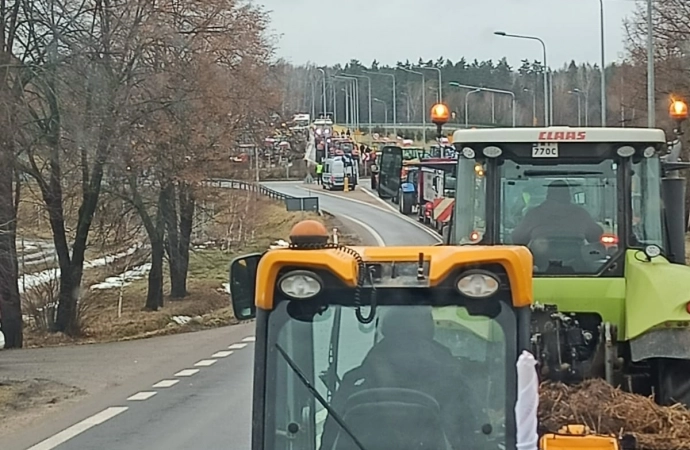 Policjanci apelują o szczególną uwagę